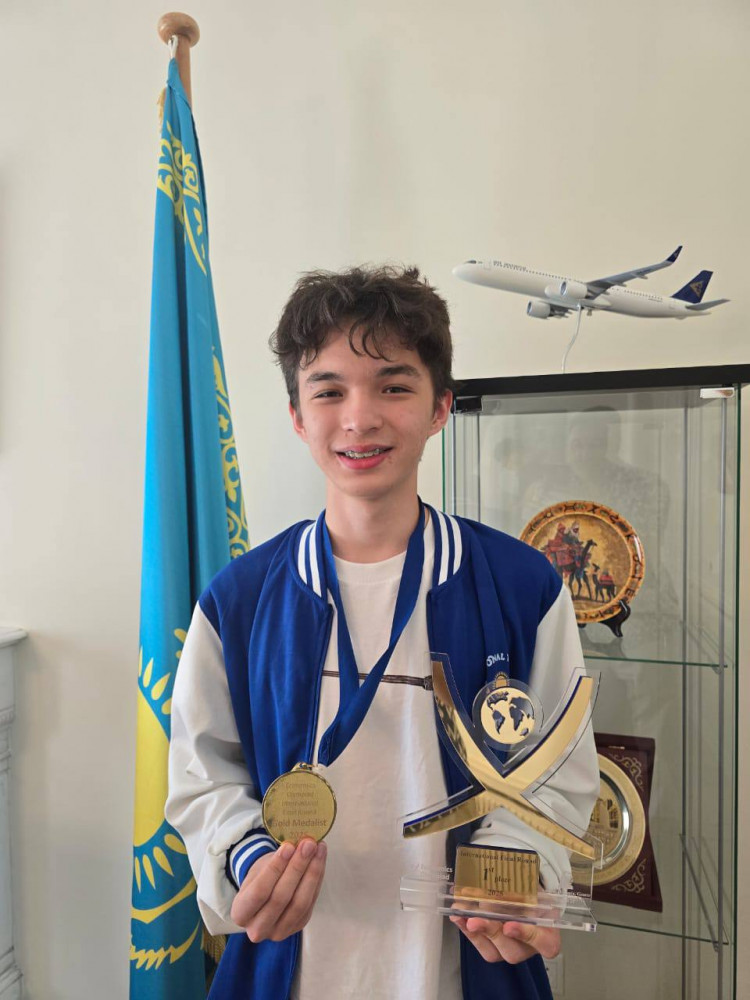 Қазақстандық оқушы халықаралық олимпиадада абсолютті чемпион атанды