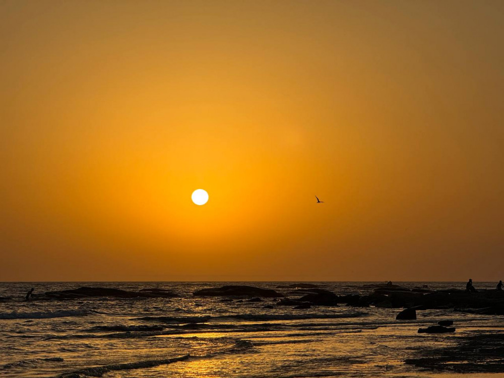 Ақтау көріністері: Каспий жағасындағы ғажайып сәттер