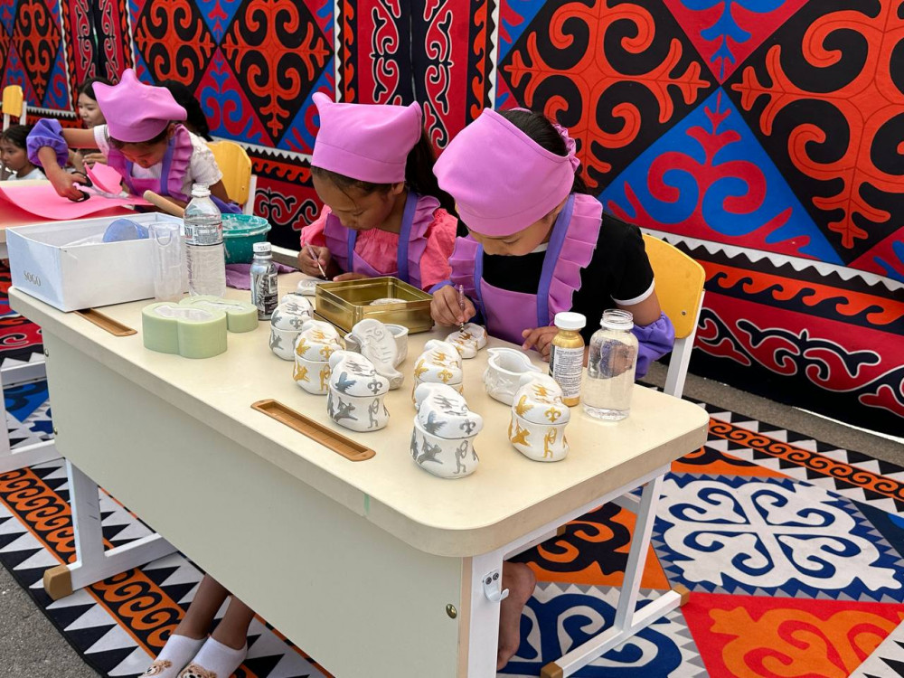 Алматы оқушыларының демалысы қалай өтуде: жазғы мектеп лагерьлері ашылды