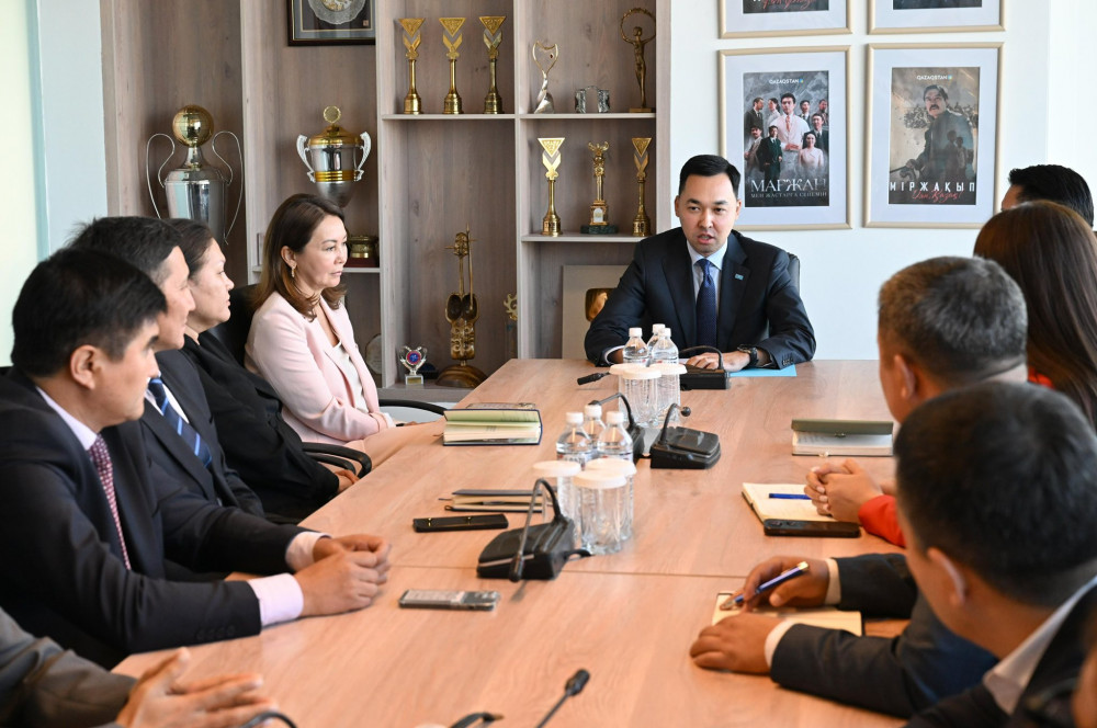 "Қазақстан" және "Еуразия" телеарналарының жаңа басшылары тағайындалды