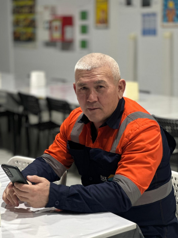 "Бір қателік ауыр зардапқа әкелуі мүмкін": Тау-кен ісіндегі алып техниканы кімдер тізгіндейді?