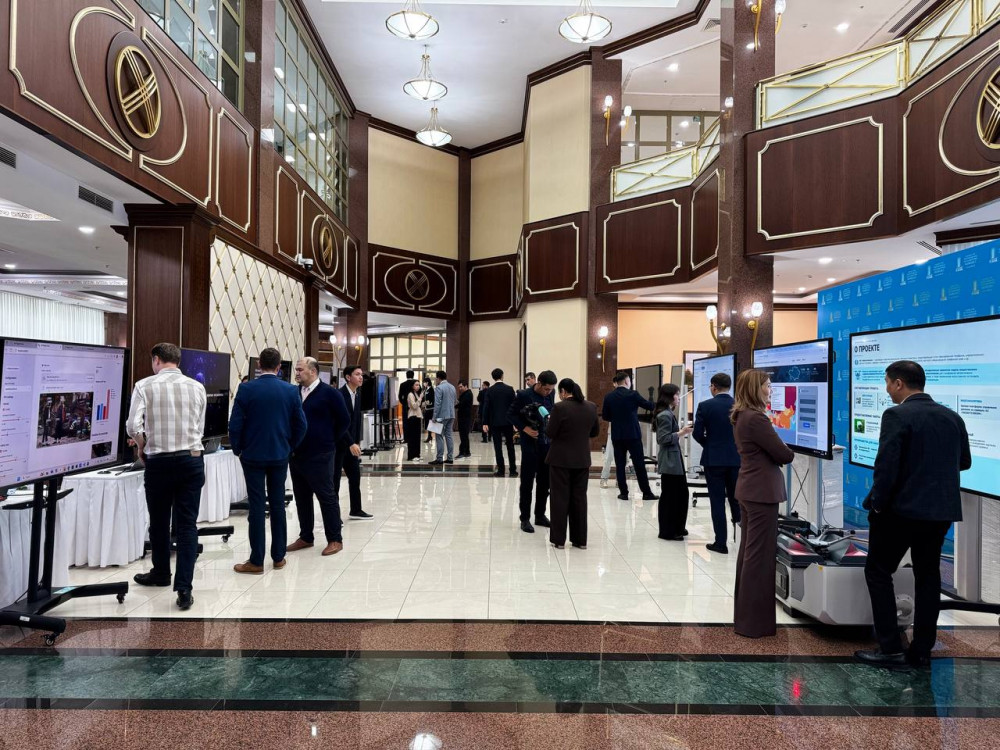 Алаяқтардан қорғаудан жылдам қызметке дейін: Қазақстанда қандай ЖИ құралдары бар