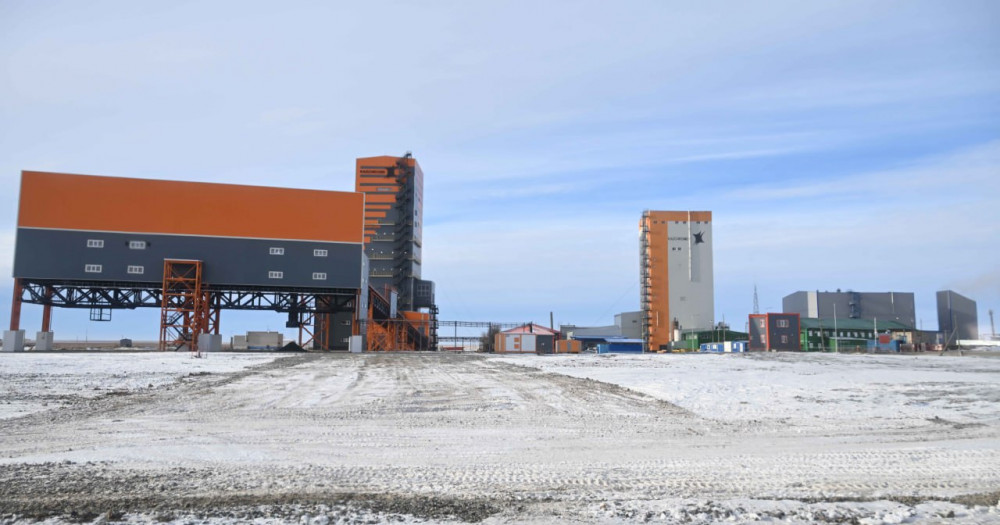 Тоқаев Хромтаудағы "Болашақ" шахтасының жұмысымен танысты