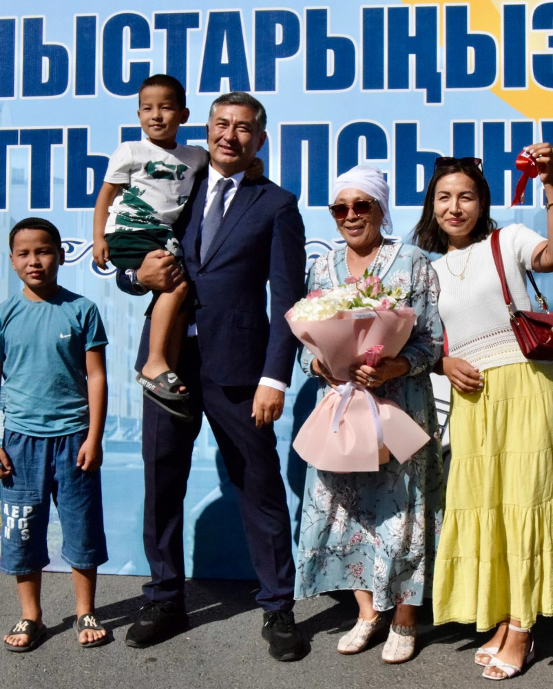 Қонаевта 42 отбасыға пәтер кілті табысталды