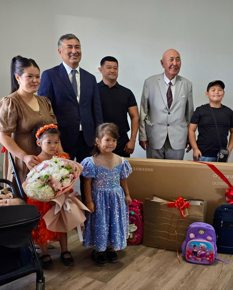 Қонаевта 42 отбасыға пәтер кілті табысталды