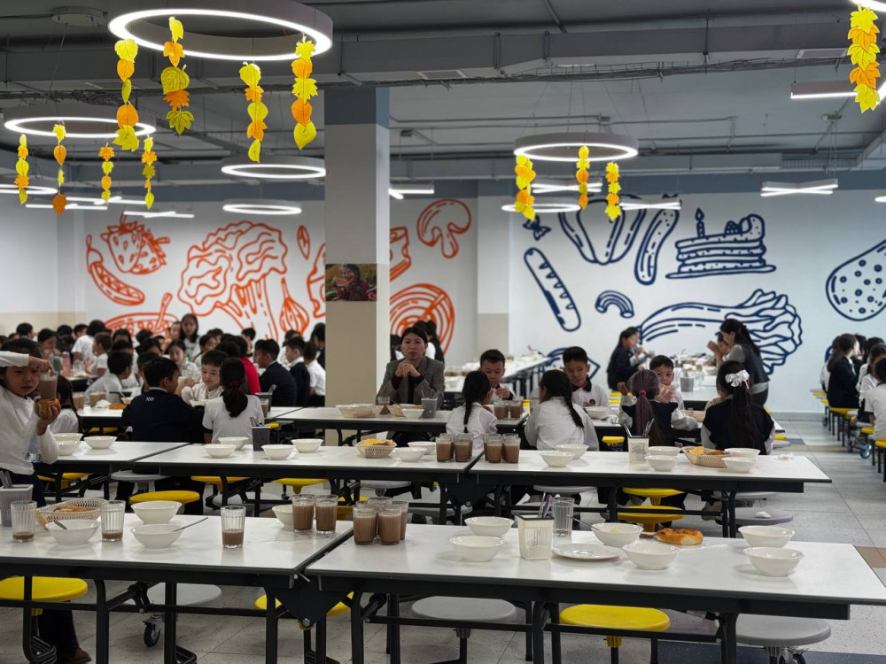 Мектептің “цифрлы” асханасы қалай жұмыс істейді? Фоторепортаж