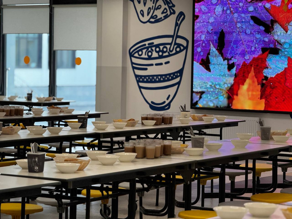 Мектептің “цифрлы” асханасы қалай жұмыс істейді? Фоторепортаж