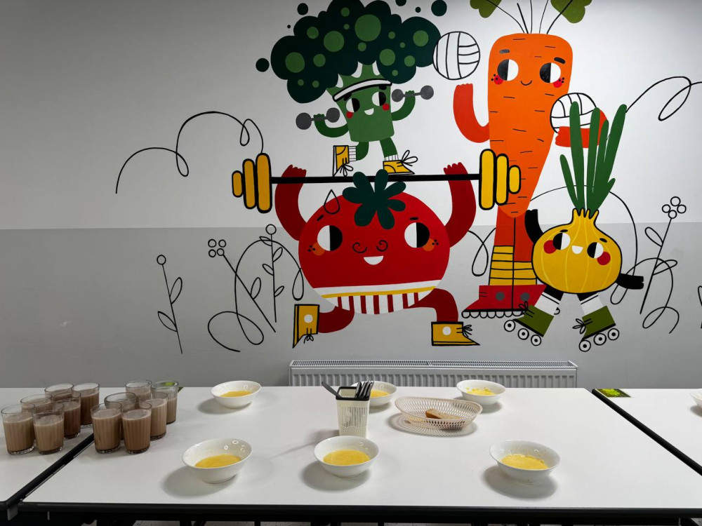 Мектептің “цифрлы” асханасы қалай жұмыс істейді? Фоторепортаж