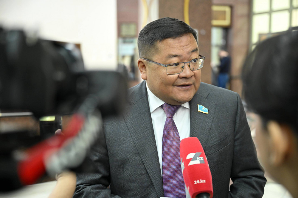 АҚШ, Иран, Венесуэла: Турбулентті әлемде Қазақстан не істеуі керек?