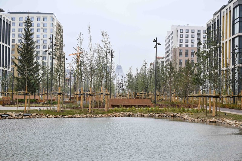 Президент "Нұра" ауданындағы Greenline бульварын аралап көрді