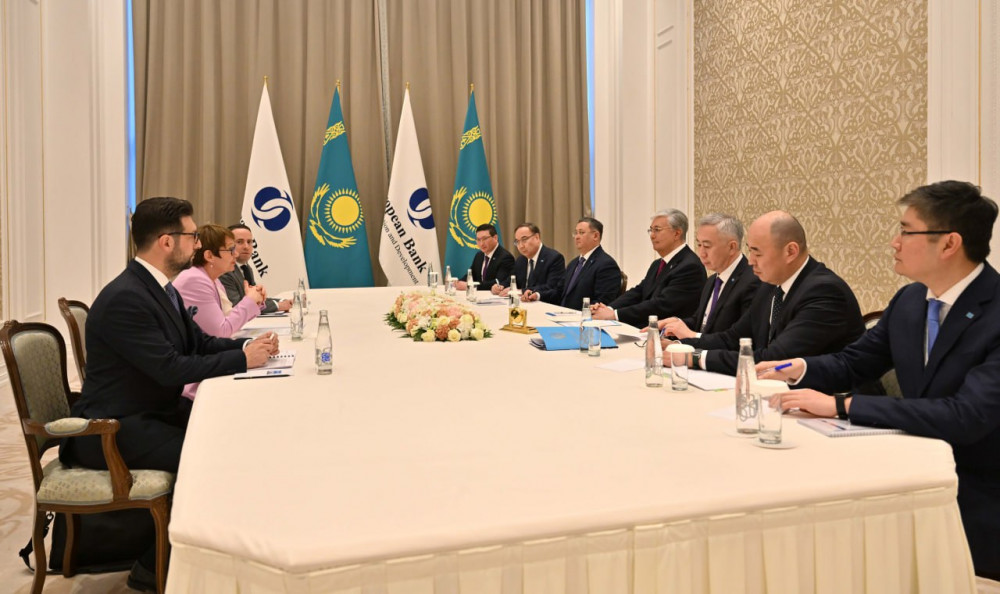 Қазақстан мен ЕО байланысы: Виза, инновация және логистика мәселелері көтерілді