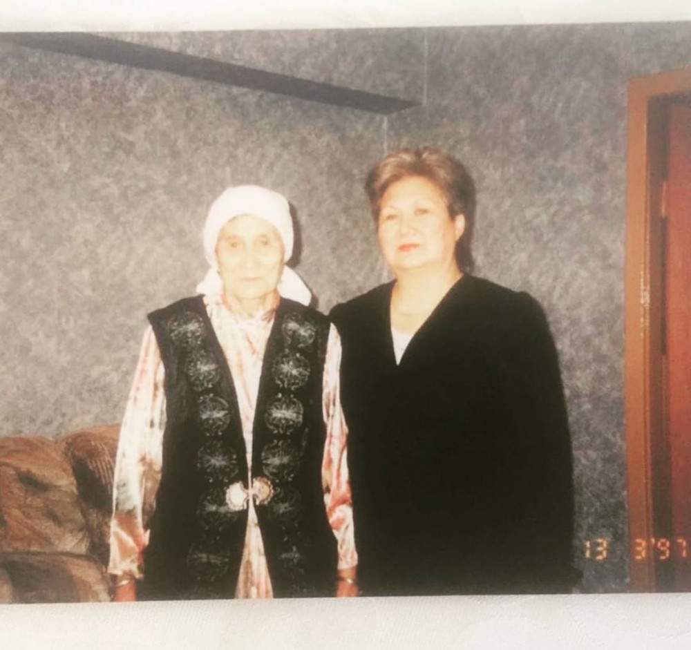 "Өлгеніңе сенбеймін": Депутат көпшілікті жылатқан оқиғаны баяндады