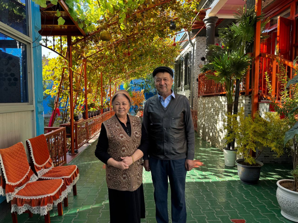 400 мың теңге зейнетақы және тегін білім: Қытай қазақтарының өмірі