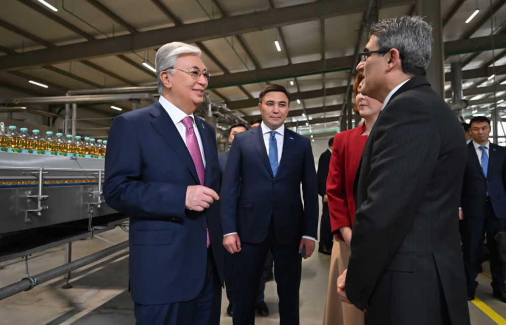 Әуежай, саябақ және конгресс-холл: Тоқаев Шымкенттегі бірқатар нысанды аралап көрді