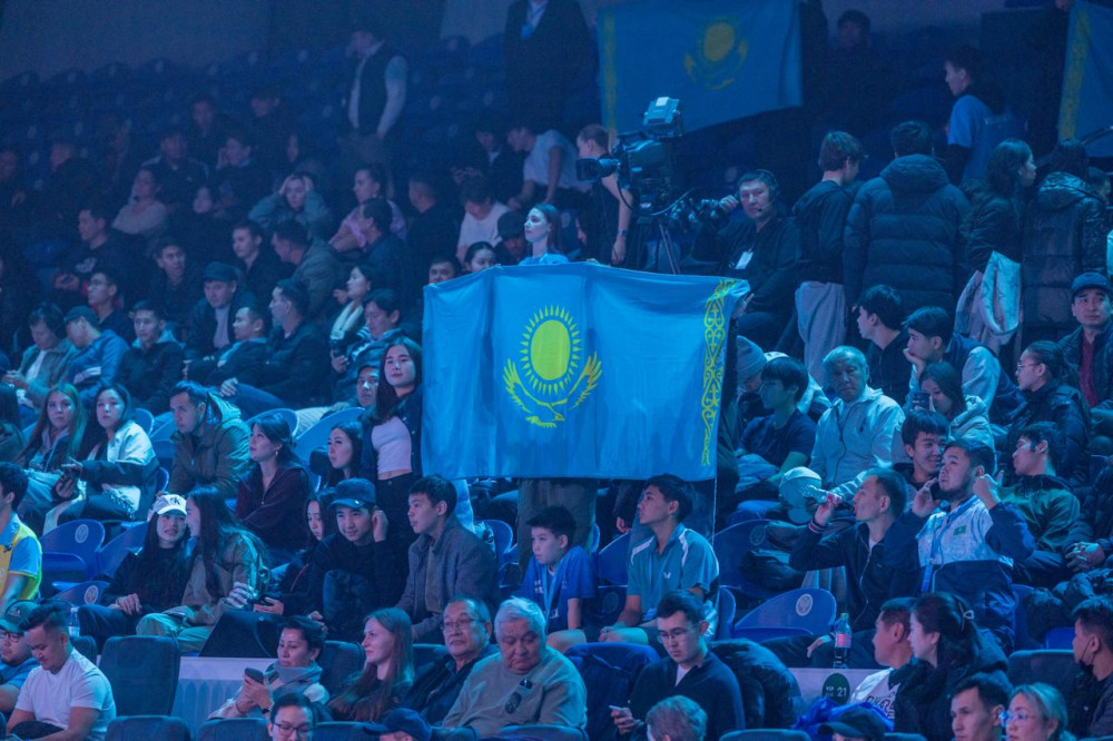 Азиатский порно ванкер