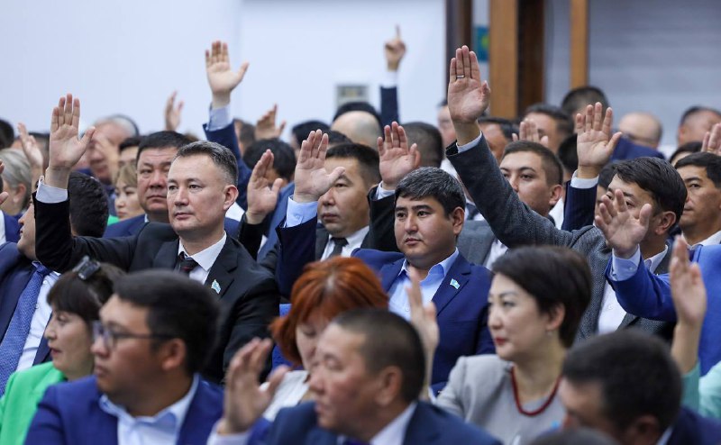 Әлихан Смайылов Алматы облысының жаңа әкімі Марат Сұлтанғазиевті таныстырды