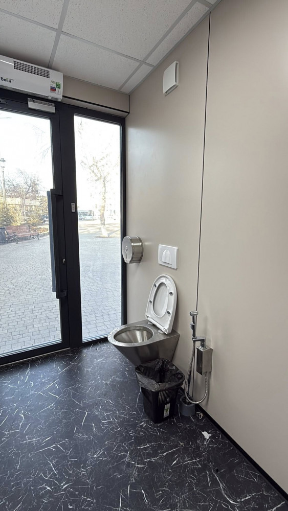 Астанада "біртүрлі" дәретхана пайда болды