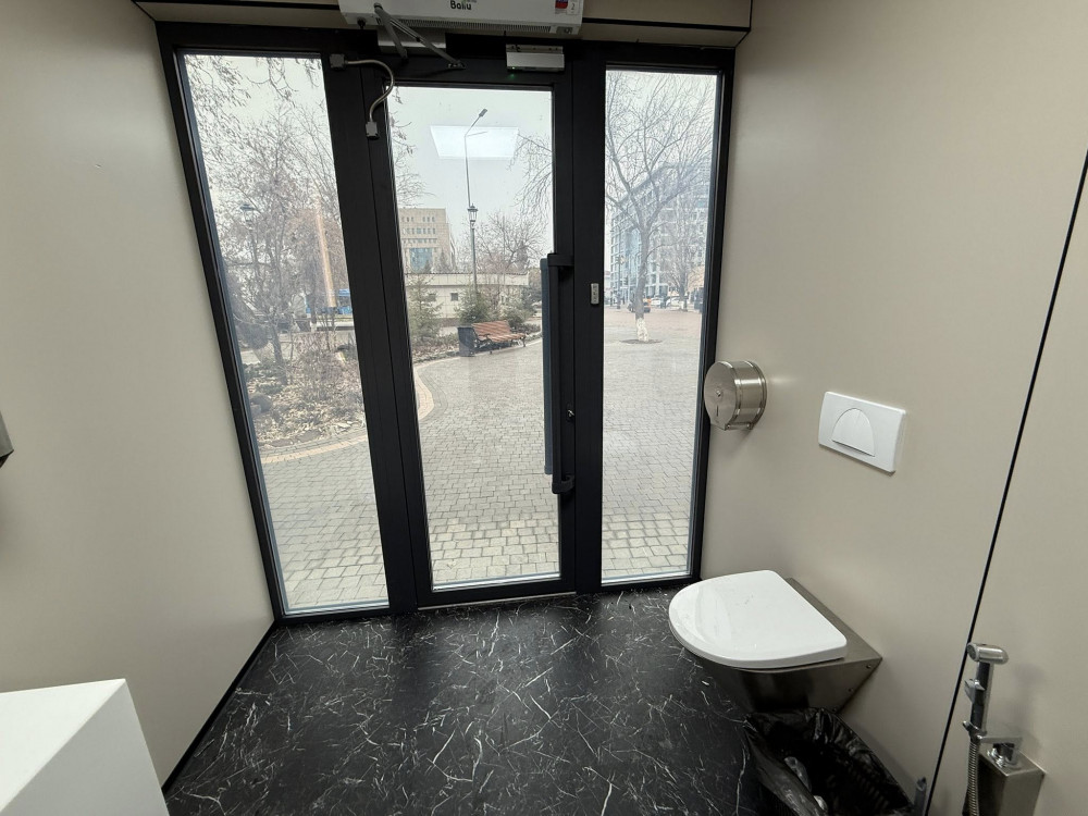 Астанада "біртүрлі" дәретхана пайда болды