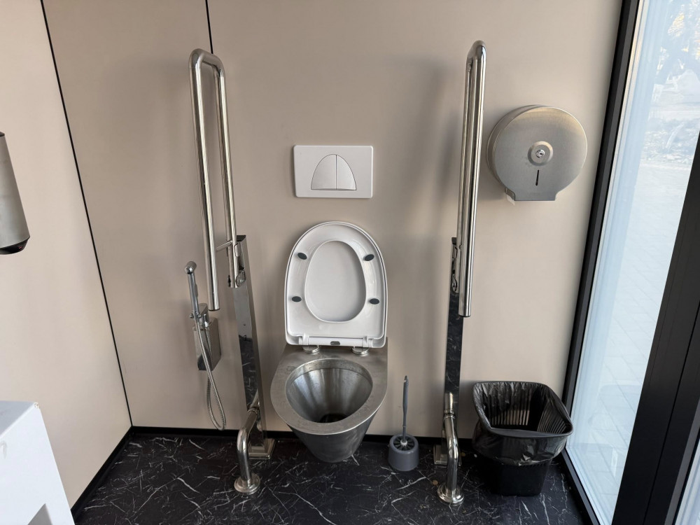 Астанада "біртүрлі" дәретхана пайда болды