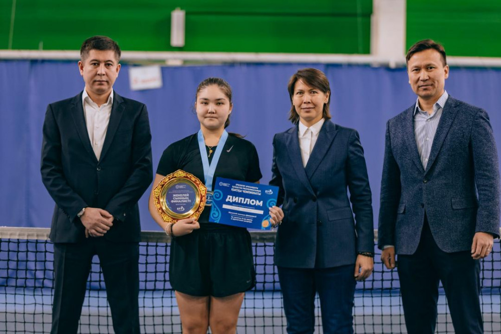 Теннистен қысқы чемпионат: Астаналық спортшылар жеңіс тұғырынан көрінді