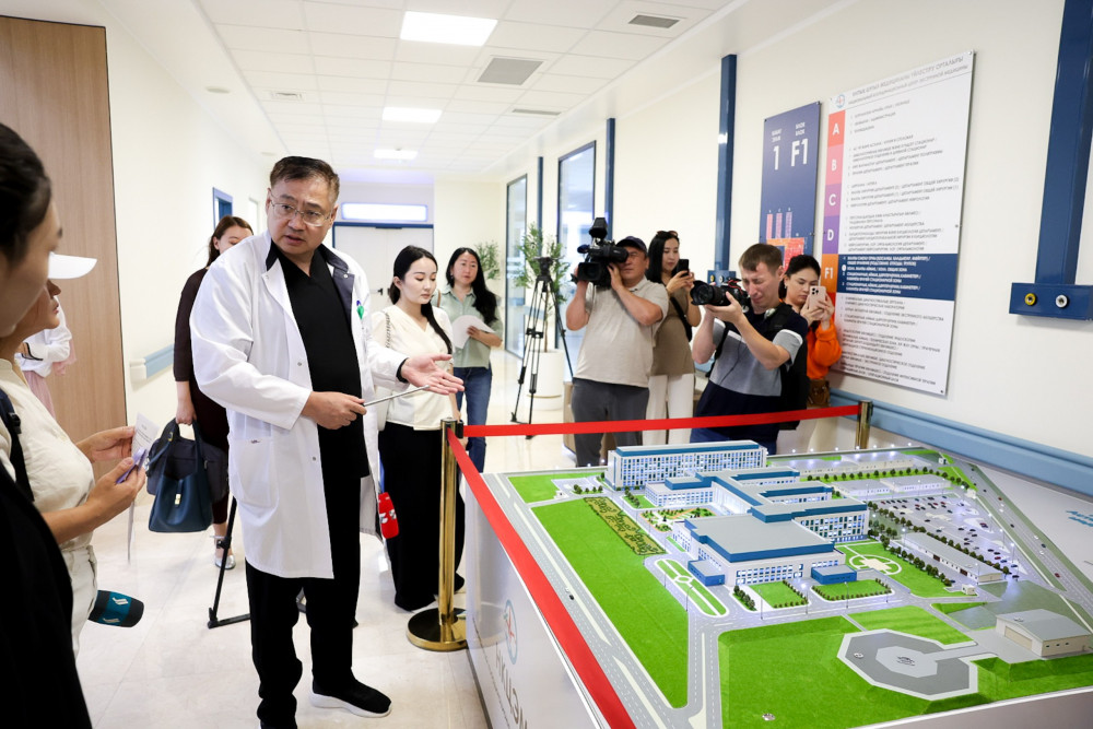 Шұғыл медицинаның жаңа кезеңі: Елордадағы бірегей орталықта алғашқы сәби дүниеге келді