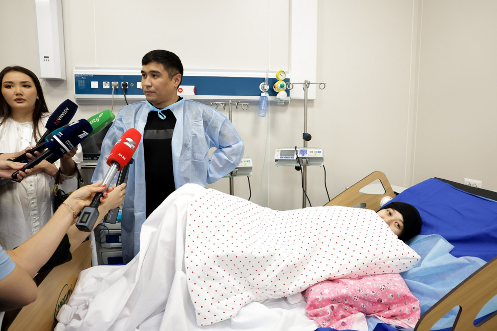 Шұғыл медицинаның жаңа кезеңі: Елордадағы бірегей орталықта алғашқы сәби дүниеге келді