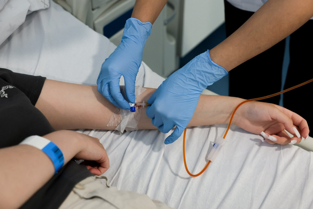 Шұғыл медицинаның жаңа кезеңі: Елордадағы бірегей орталықта алғашқы сәби дүниеге келді