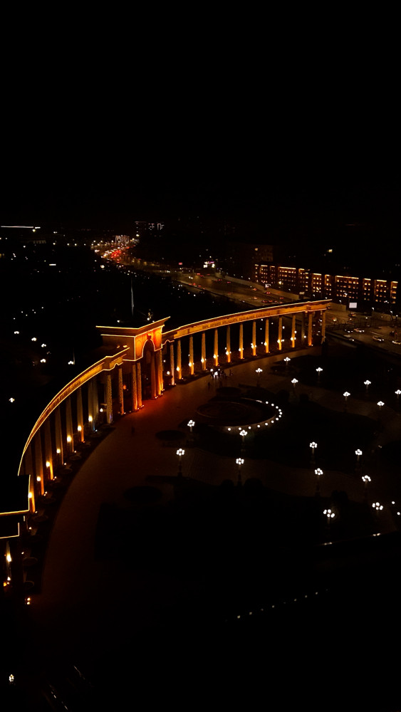 Алматыдағы Көктөбе телемұнарасы қызғылт сары түске көмкерілді