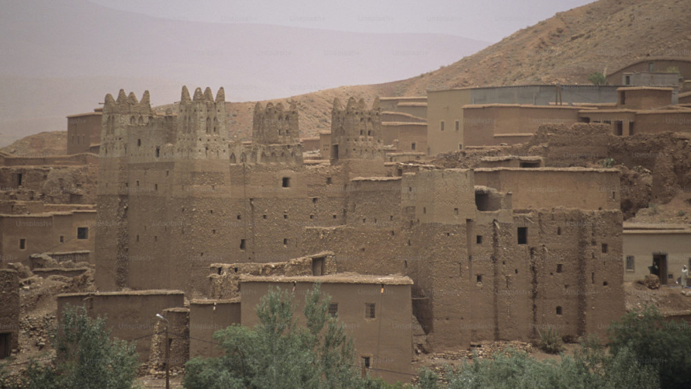 Әлемде: Сомалидегі муниципалдық сайлау, Тәжікстан - Ауғанстан шекарасындағы атыс