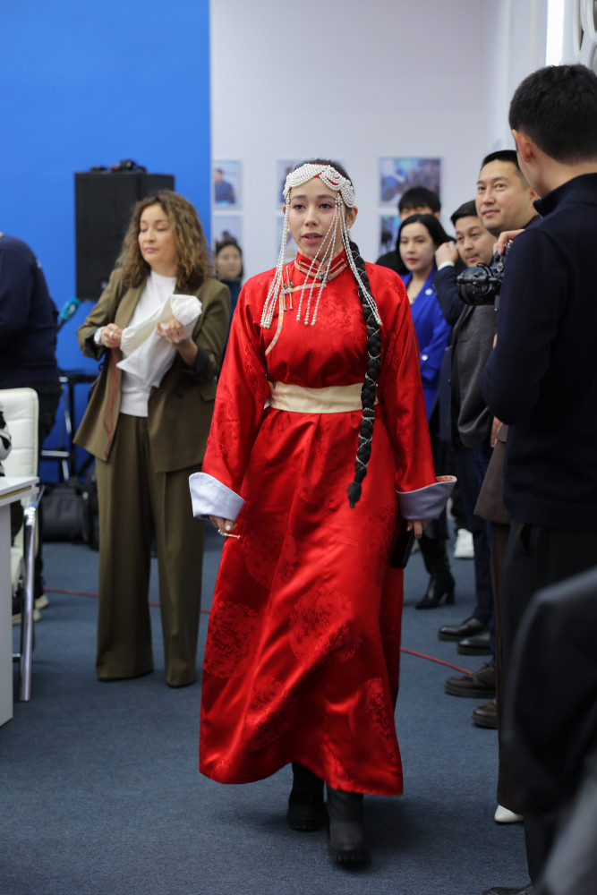 Қазақ тілінде ән жаздырамын - Silk Way Star байқауының жеңімпазы