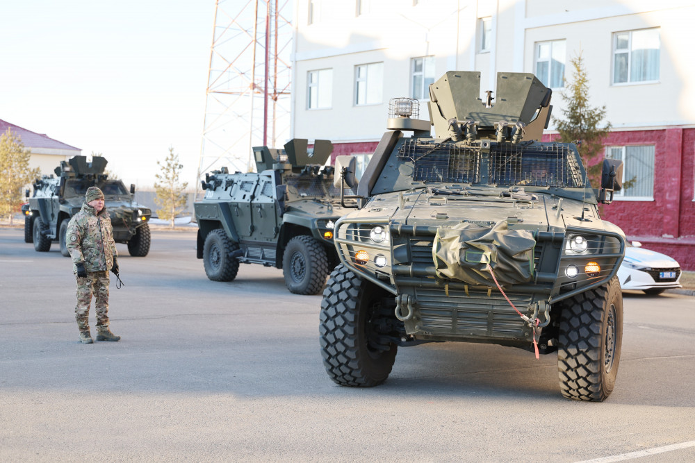 Әскери шеру: Алаңда не көрсетіледі?