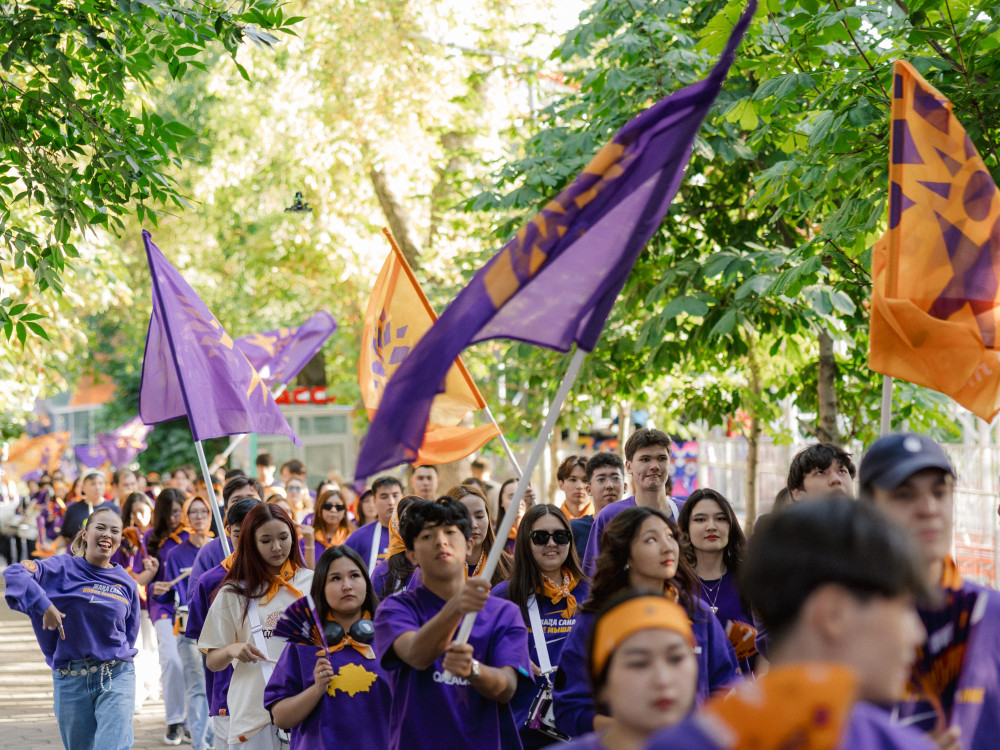 "Жаңа ритмге қосыл": Көктөбеде ауқымды перформанс өтті