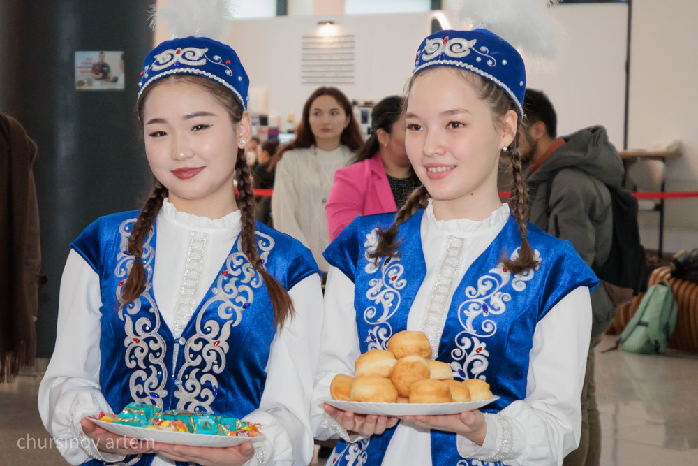 Ауғанстанға көмекке барған қазақстандық дәрігерлер елге оралды