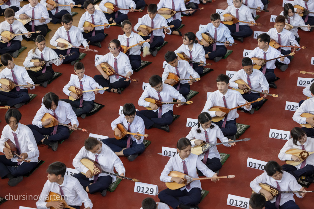 Зияткерлік мектепте домбыра сабағы неліктен міндетті пәнге айналды?