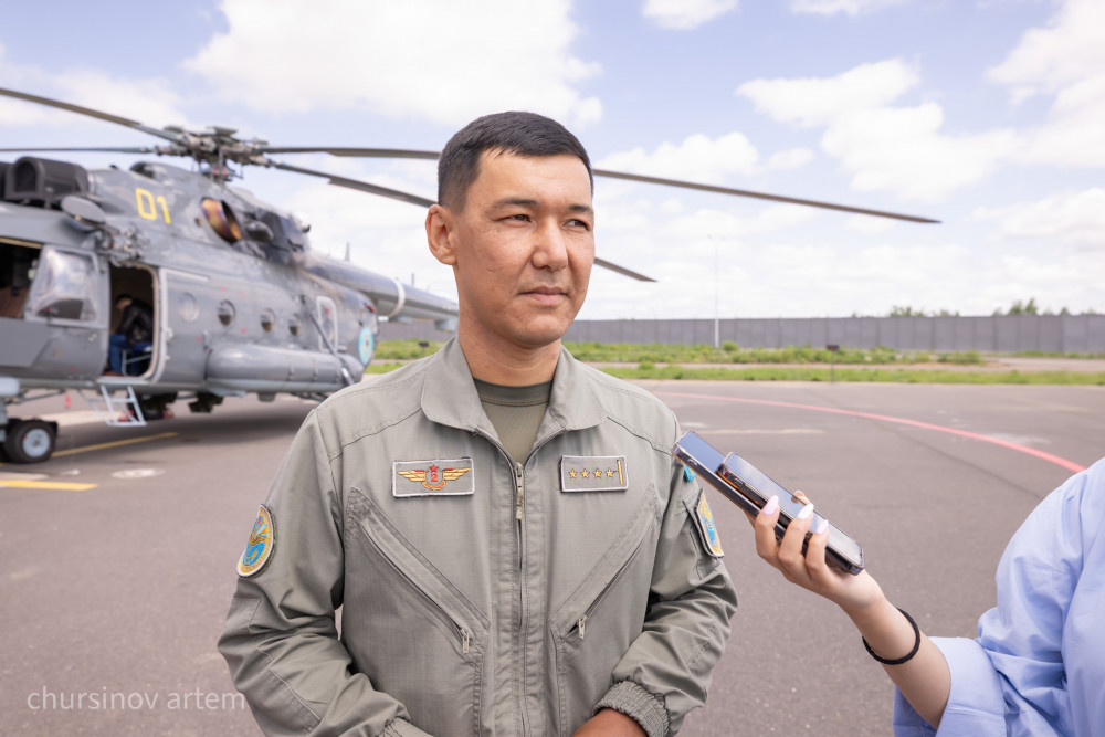 Полиция күні: Журналистер өзін ұшқыш сезініп көрді