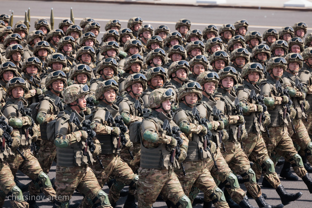 Ұлы  Жеңістің 80 жылдығына арналған әскери парад қалай өтті?