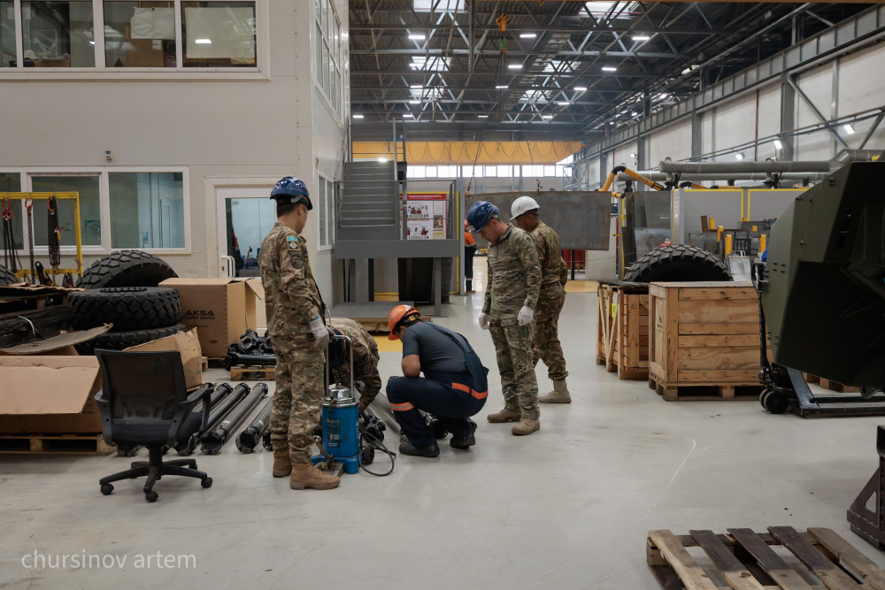Бронетехникадан оқ-дәрілерге дейін: Қазақстанның қорғаныс индустриясы жайлы не білеміз?