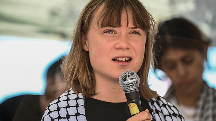 Әлемде: Австриядағы қасірет, Тунбергтің ұсталуы, мұнай нарығындағы дүрбелең