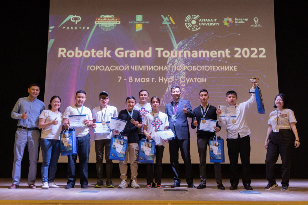 Нұр-Сұлтанда робототехникадан қалалық чемпионат өтті