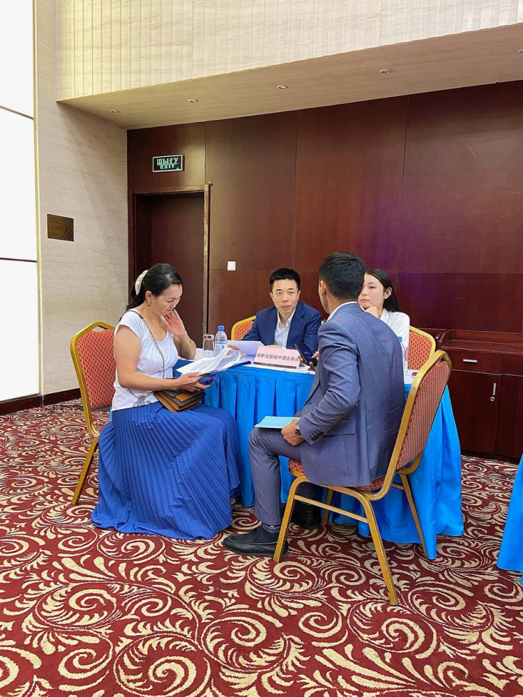 Қытайлық ірі компаниялар қазақстандық мамандарға жұмыс ұсынды