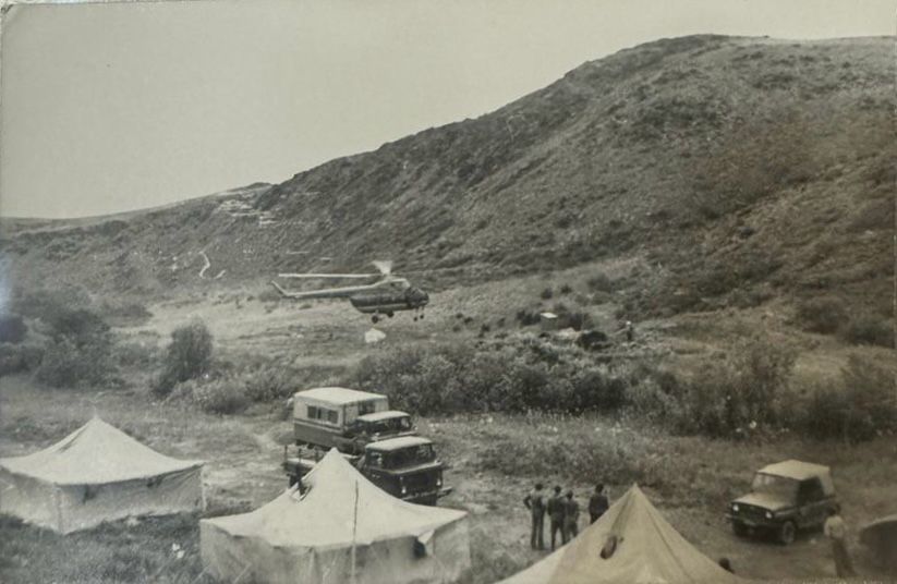 Профессионалдар. 40 градус ыстықта ауыр сөмкені арқалап, тау-тасты зерттейтінбіз – геолог