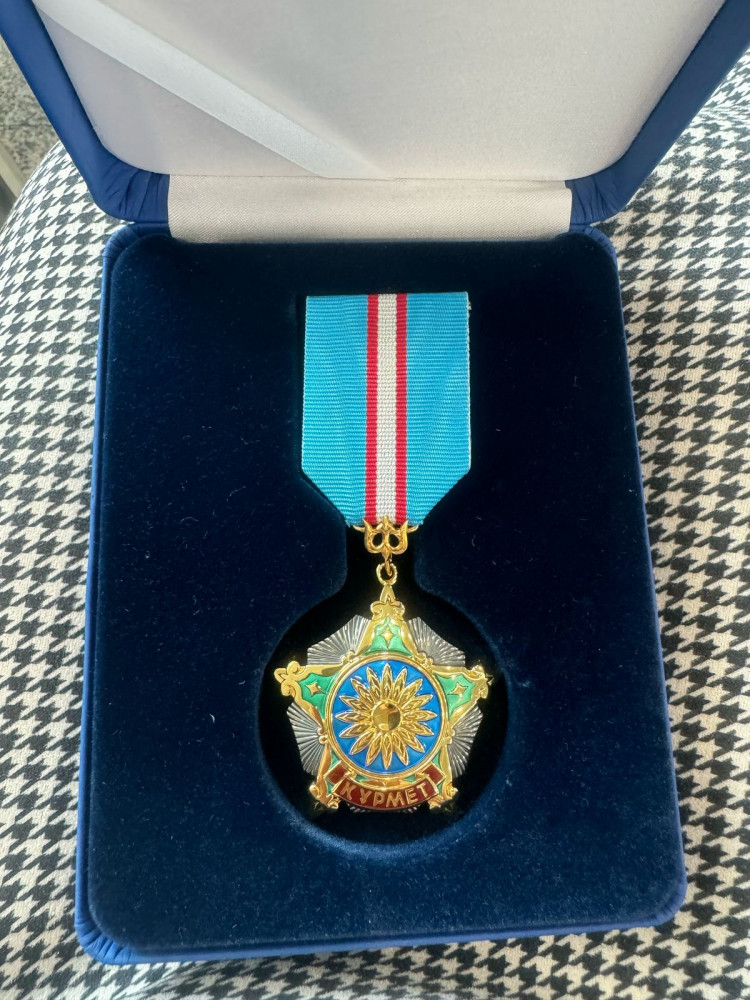 Профессионалдар. 40 градус ыстықта ауыр сөмкені арқалап, тау-тасты зерттейтінбіз – геолог