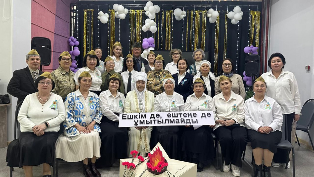 Зейнеткерлер арасында әскери әндер челленджі өтті