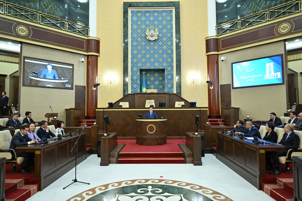 BAQ.KZ тілшісі "Парламент сөзі" сыйлығын жеңіп алды