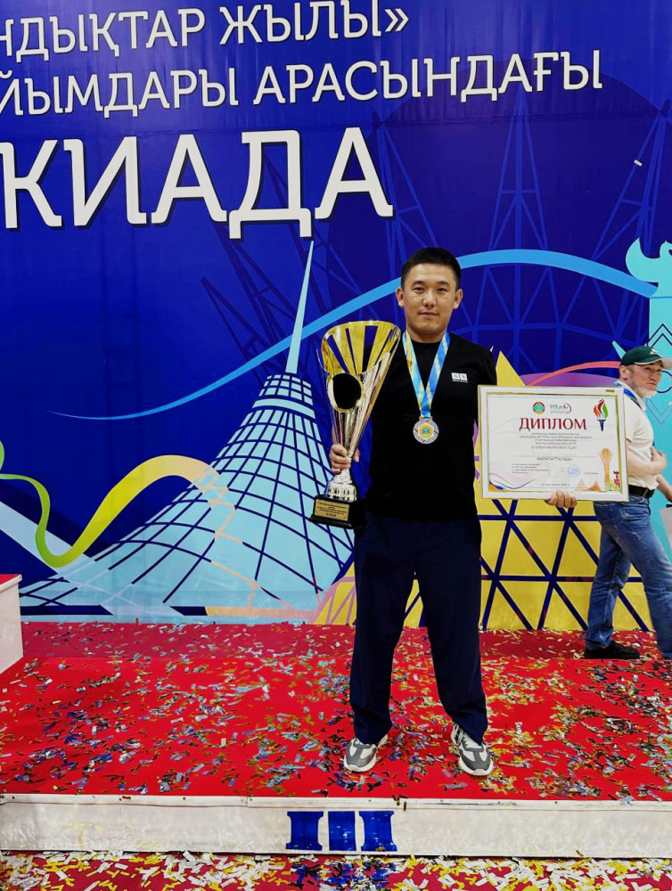 Қала тазалығы – темір техникамен келетін тәртіп - арнайы техника жүргізушісі