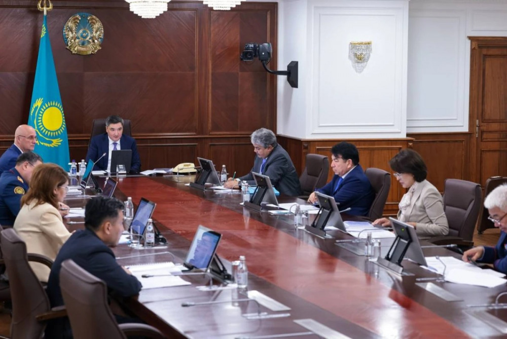 Есірткімен күрес жаңа сатыға өтті: Бектенов комиссия отырысында не тапсырды?