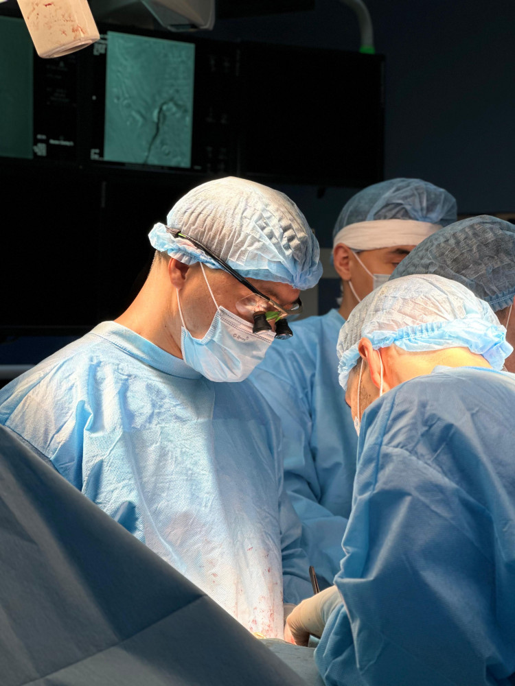 Дәрігер: Хирургтің басты қаруы – төзім мен сенім