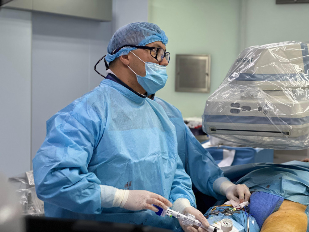 Дәрігер: Хирургтің басты қаруы – төзім мен сенім