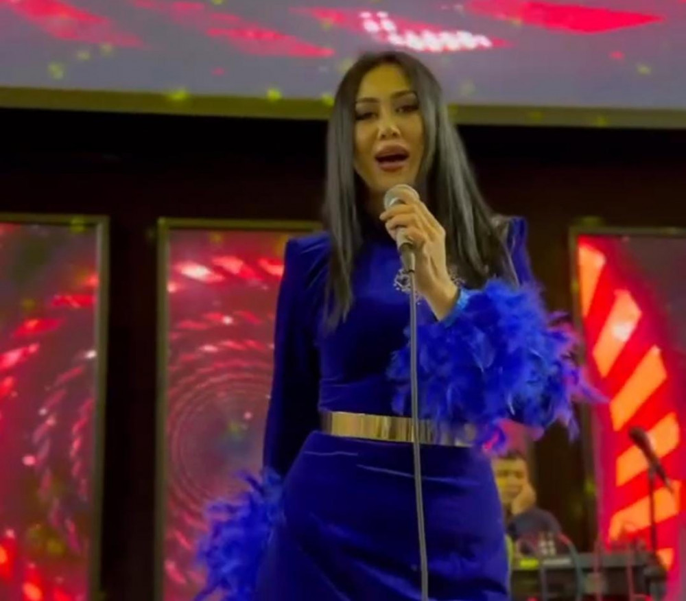 Белгілі әншіні күйеуі тұншықтырып өлтірді