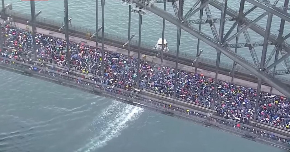 Әлемде: Ресей-Қытай әскери жаттығулары, Газадағы гуманитарлық апат